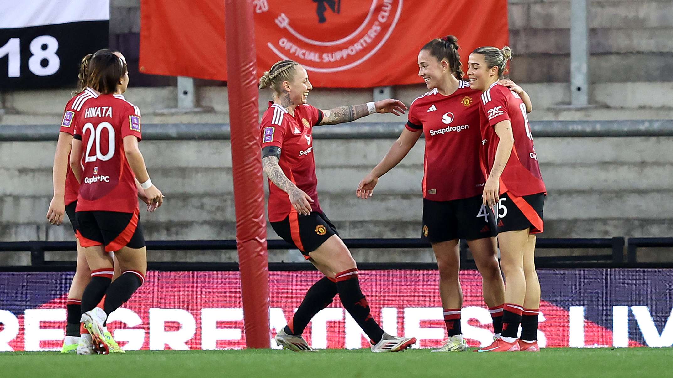 引人注目的 引人注目的